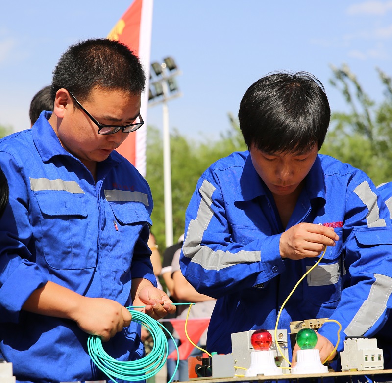 现场指导. (.2) (1).jpg