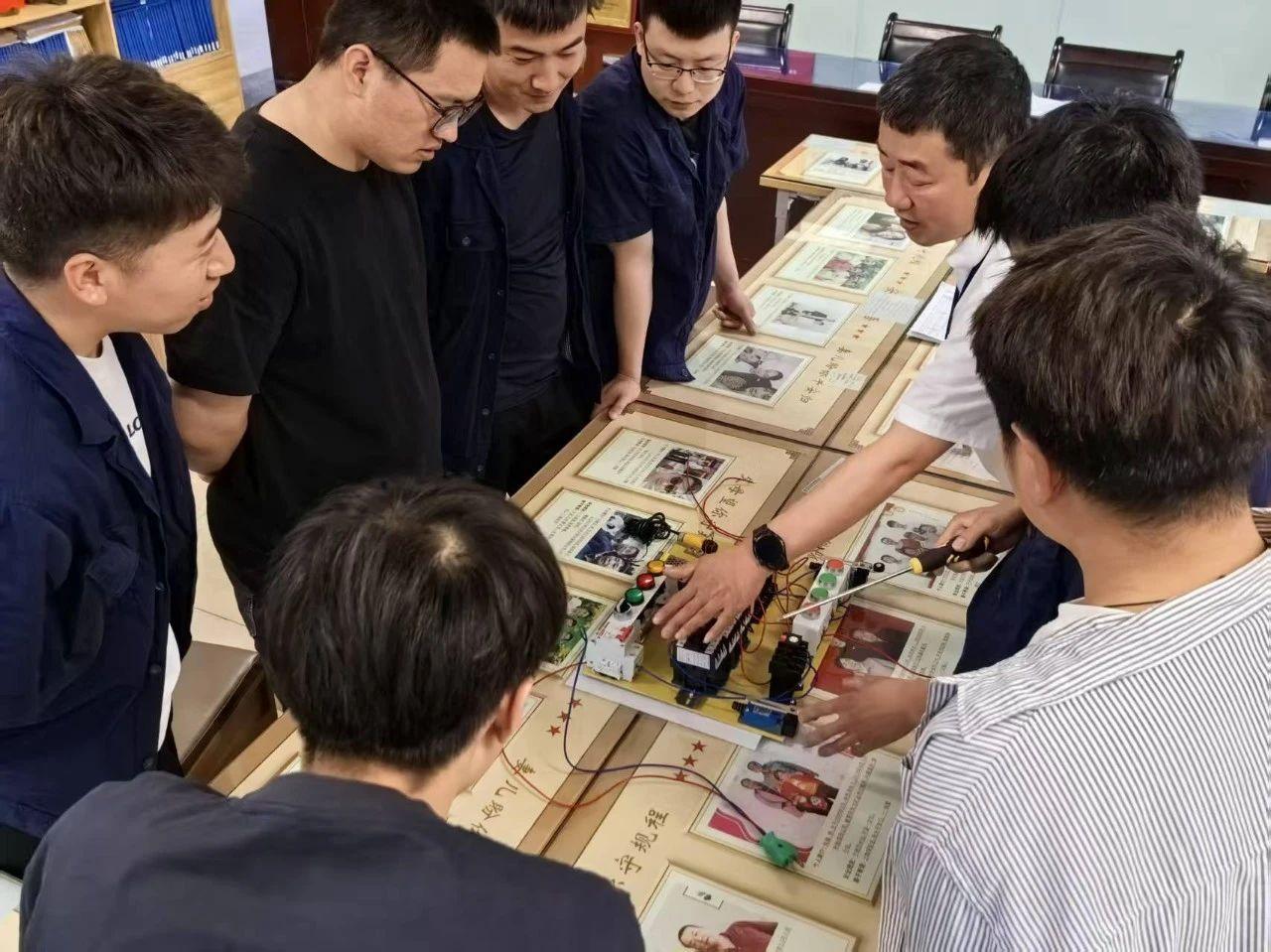 mg冰球突破·豪华版(试玩)官网首页