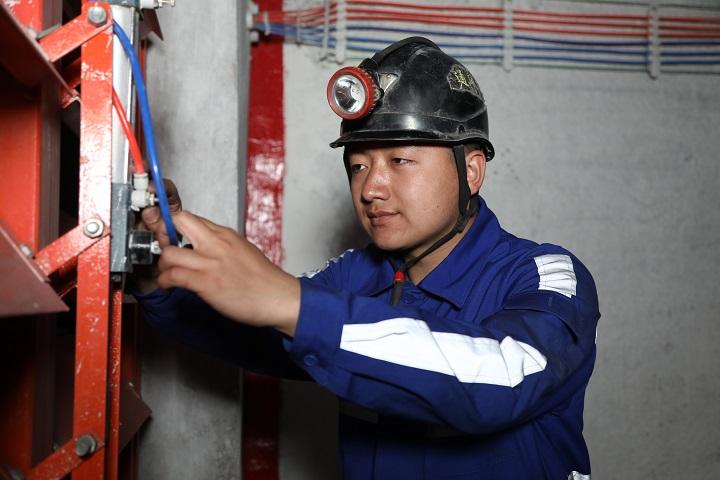 mg冰球突破·豪华版(试玩)官网首页