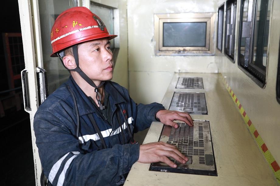 mg冰球突破·豪华版(试玩)官网首页