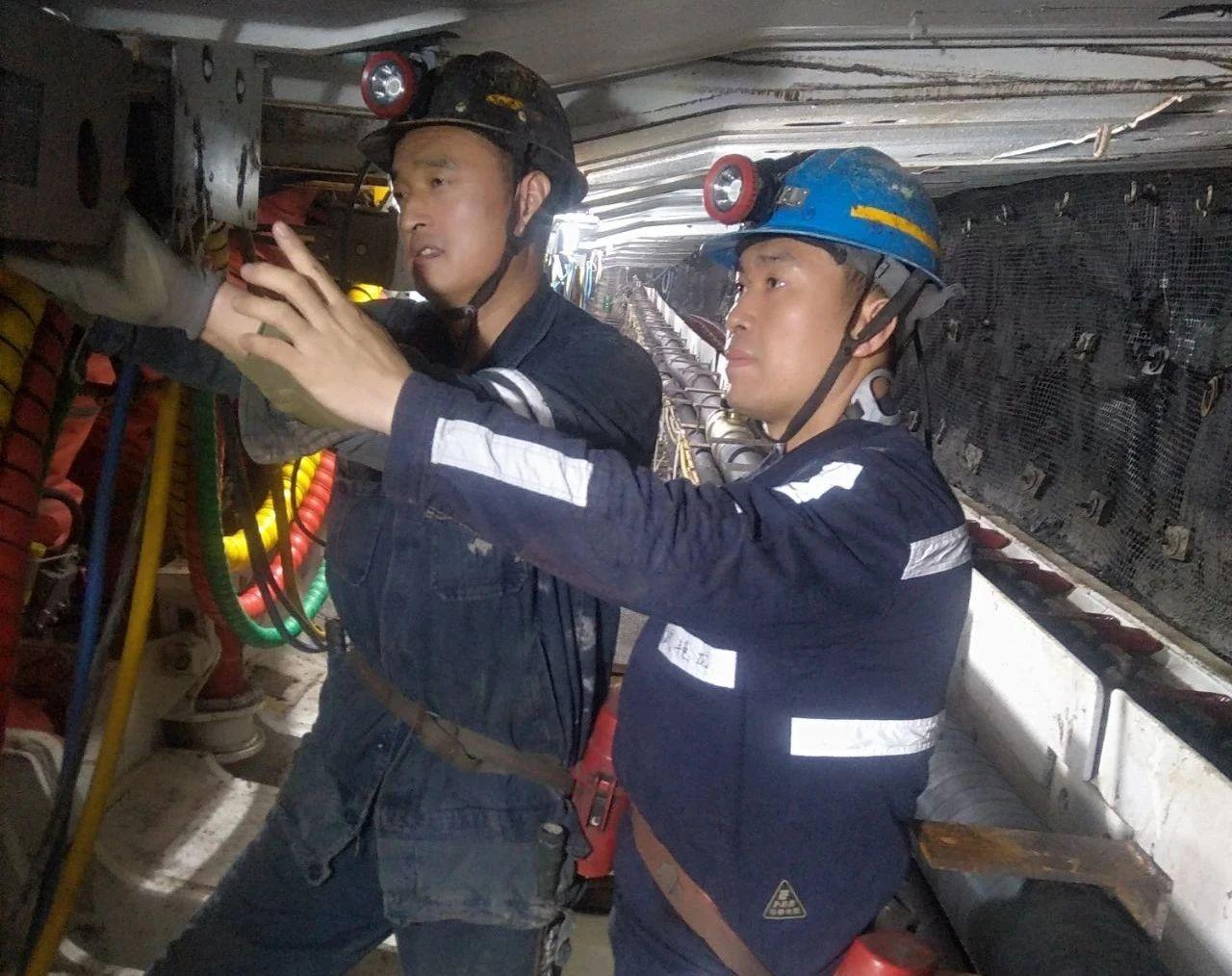 mg冰球突破·豪华版(试玩)官网首页